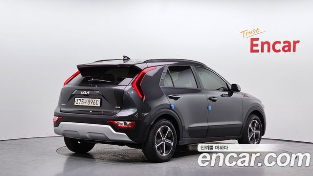 Kia Niro 2022 — photo 2
