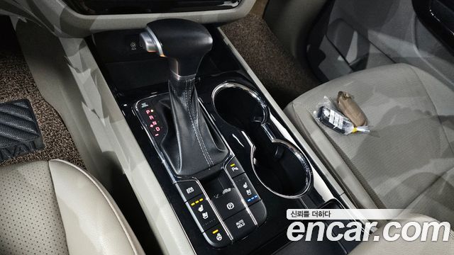 Kia Canival 2020 — photo 9