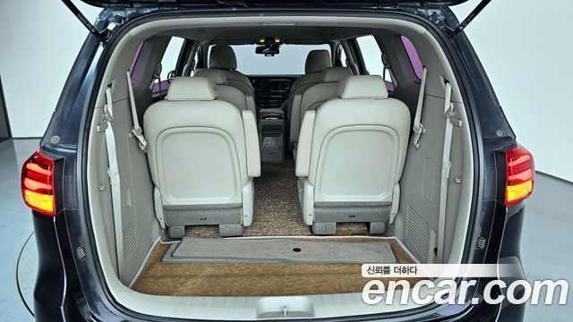 Kia Canival 2020 — photo 20