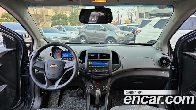 Chevrolet Korea Aveo 2015 — photo 12