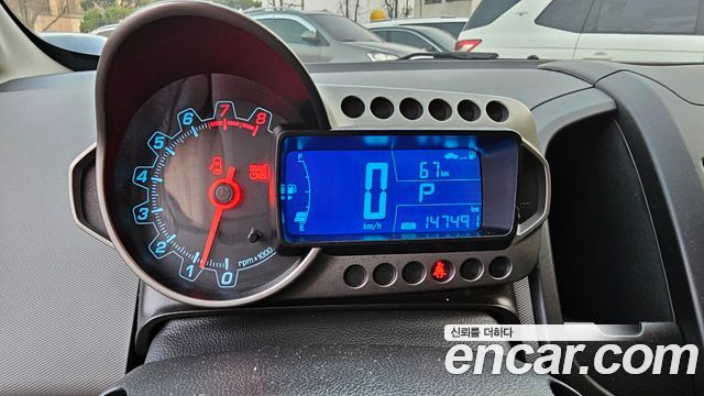 Chevrolet Korea Aveo 2015 — photo 16