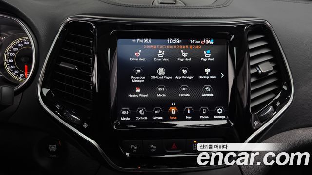 Jeep Cherokee 2021 — photo 17
