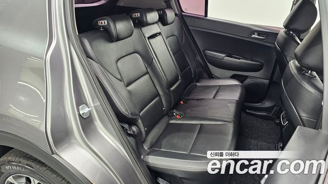 Kia Sportage 2016 — photo 12