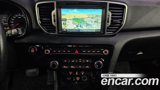 Kia Sportage 2016 — photo 14