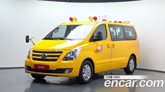 Hyundai Starex 2016 — photo 1