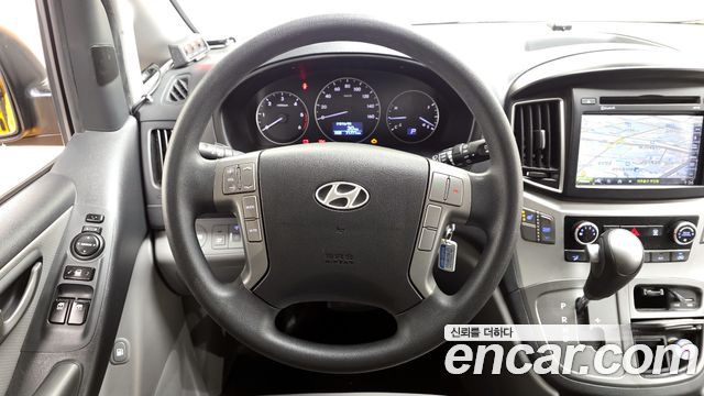 Hyundai Starex 2016 — photo 13