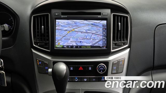 Hyundai Starex 2016 — photo 14
