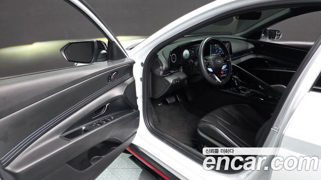 Hyundai AVANTE 2022 — photo 11