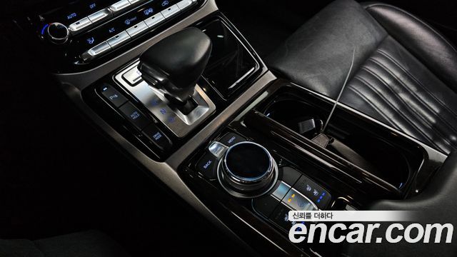 Genesis EQ900 2016 — photo 9