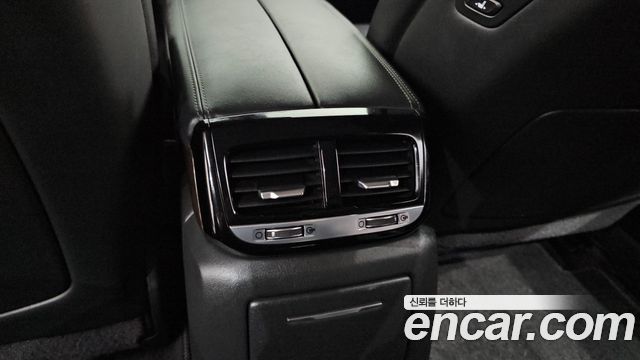 Genesis EQ900 2016 — photo 20