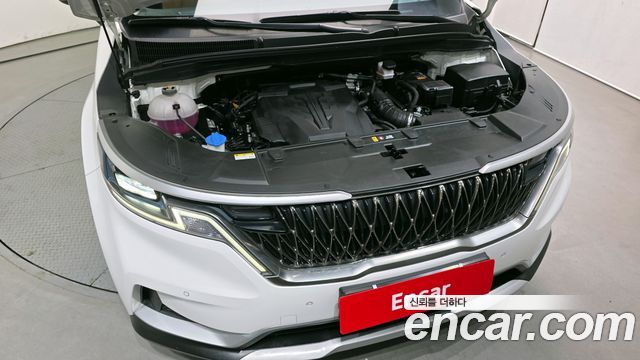 Kia Canival 2023 — photo 6