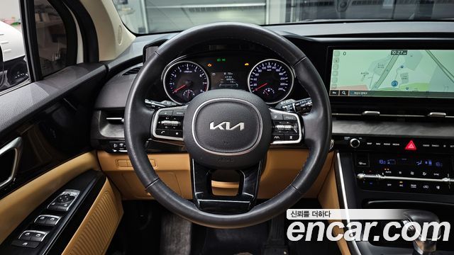 Kia Canival 2023 — photo 13