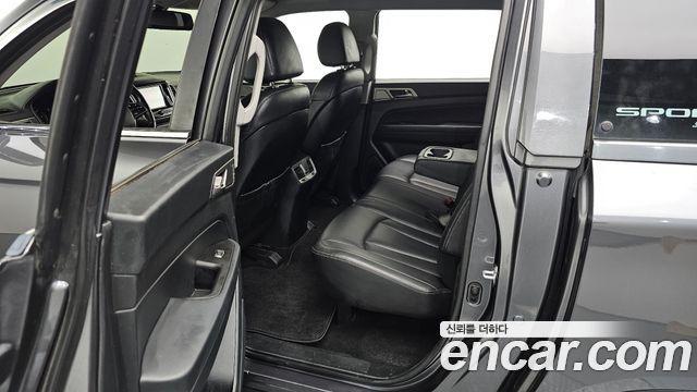 KG Mobility Rexton 2018 — photo 11