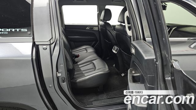 KG Mobility Rexton 2018 — photo 12