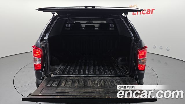 KG Mobility Rexton 2018 — photo 20