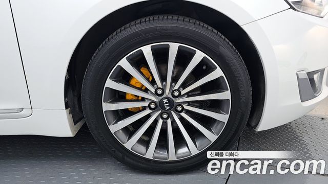 Kia K7 2013 — photo 5