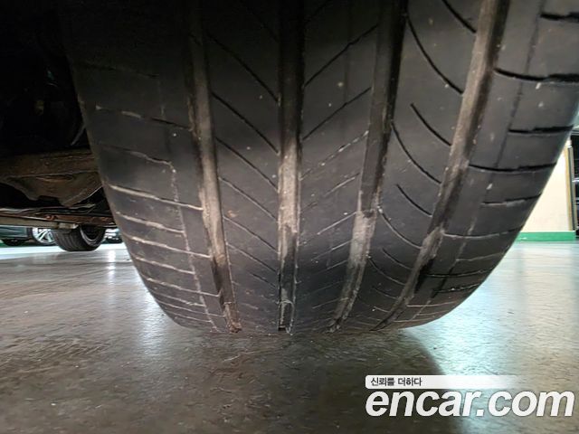 Kia K7 2013 — photo 21