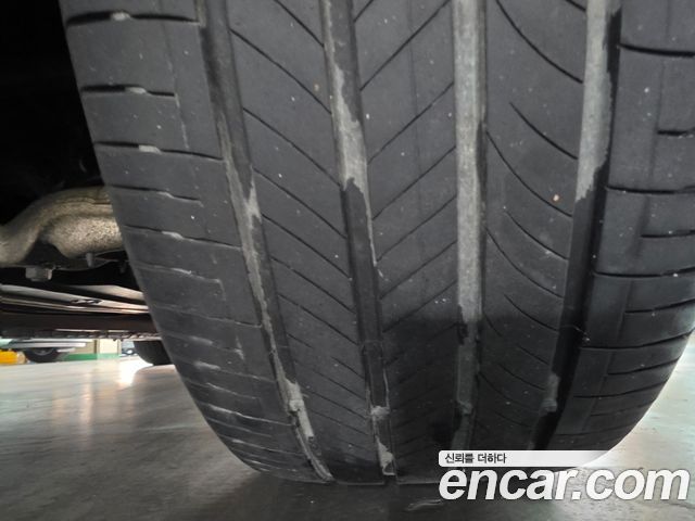 Kia K7 2013 — photo 23