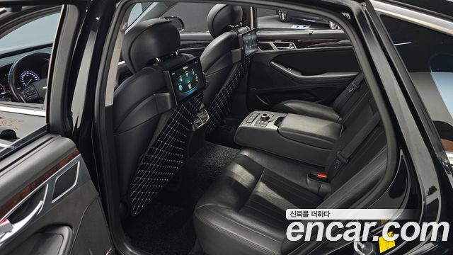 Hyundai Genesis 2016 — photo 12