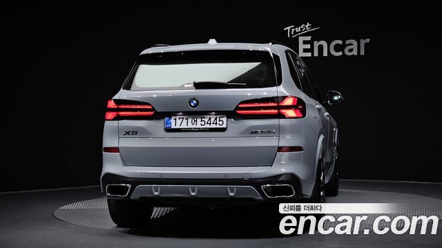 BMW X5 2026 — photo 4