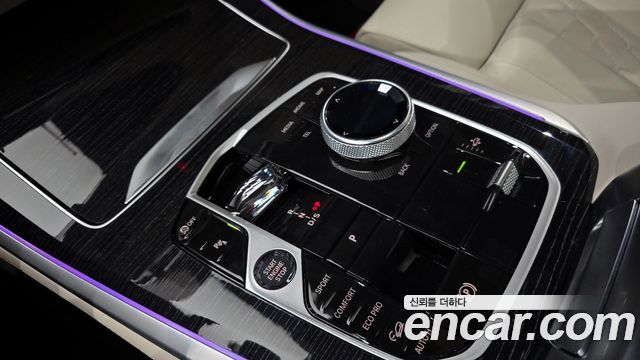 BMW X5 2026 — photo 9