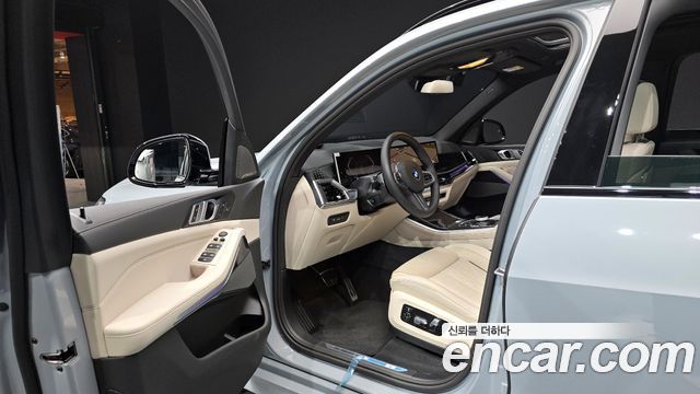 BMW X5 2026 — photo 10