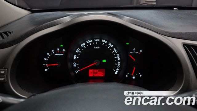 Kia Sportage 2014 — photo 8