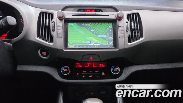 Kia Sportage 2014 — photo 17