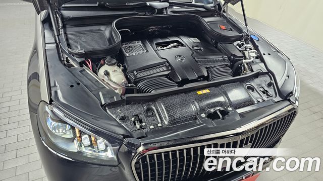 Mercedes-Benz GLS-Class 2024 — photo 6