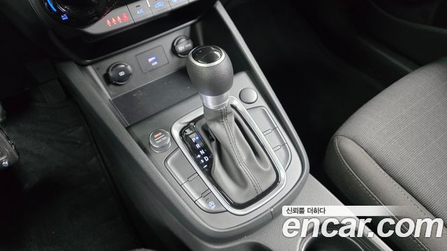 Hyundai Kona 2022 — photo 9