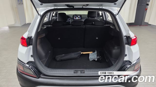 Hyundai Kona 2022 — photo 20