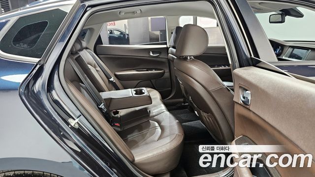 Kia K5 2019 — photo 12