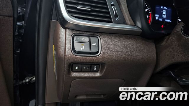 Kia K5 2019 — photo 14