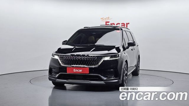 Kia Canival 2023 — photo 3