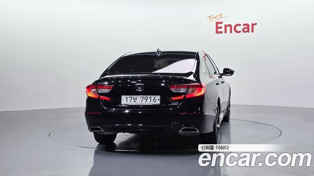 Honda Accord 2018 — photo 4