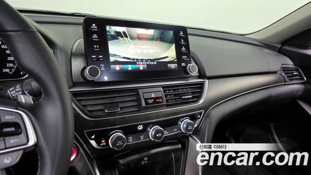 Honda Accord 2018 — photo 15