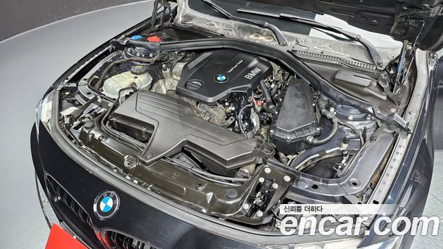 BMW 3-Series 2017 — photo 6
