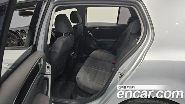Volkswagen Golf 2012 — photo 11