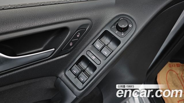 Volkswagen Golf 2012 — photo 14