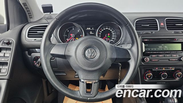 Volkswagen Golf 2012 — photo 16