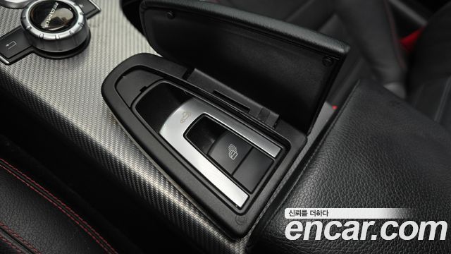 Mercedes-Benz SLC-Class 2017 — photo 19