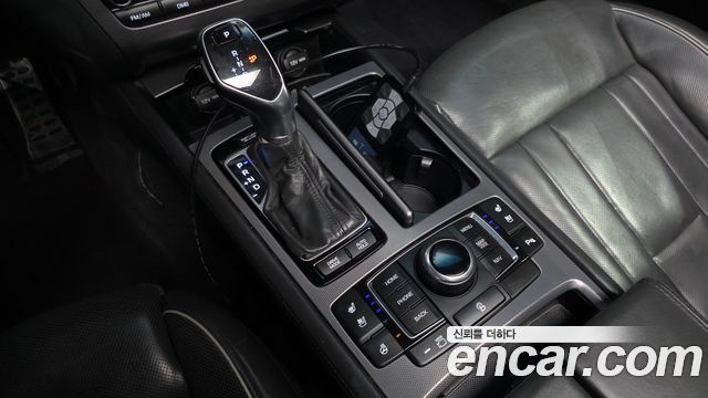 Hyundai Genesis 2016 — photo 9