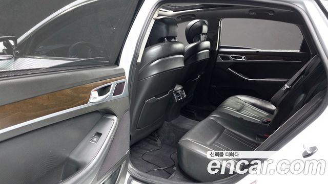 Hyundai Genesis 2016 — photo 12