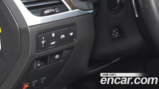 Hyundai Genesis 2016 — photo 16