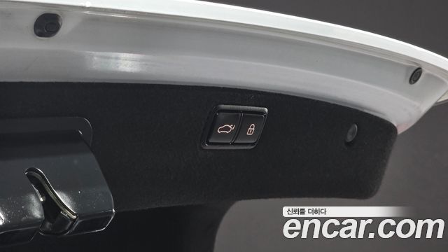 Hyundai Genesis 2016 — photo 20