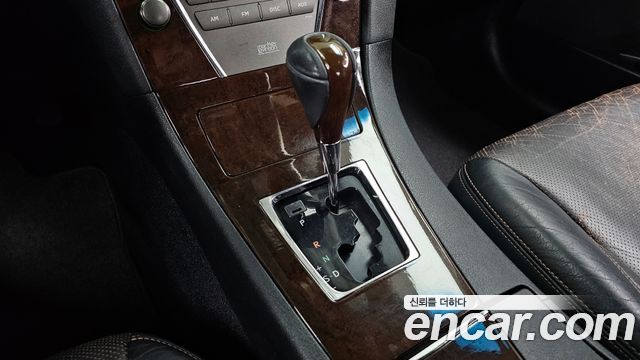 Lexus ES 2011 — photo 9