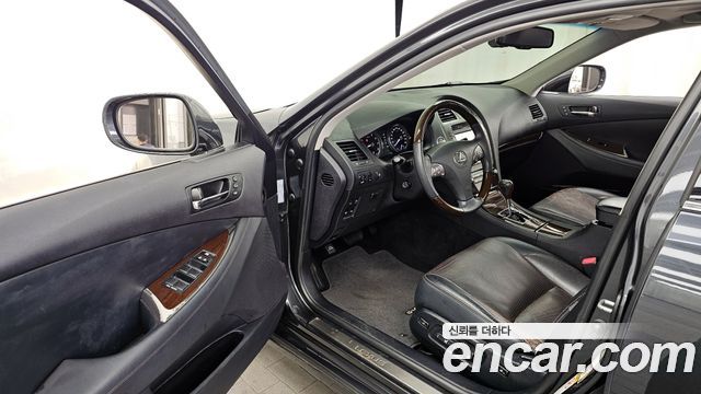 Lexus ES 2011 — photo 10