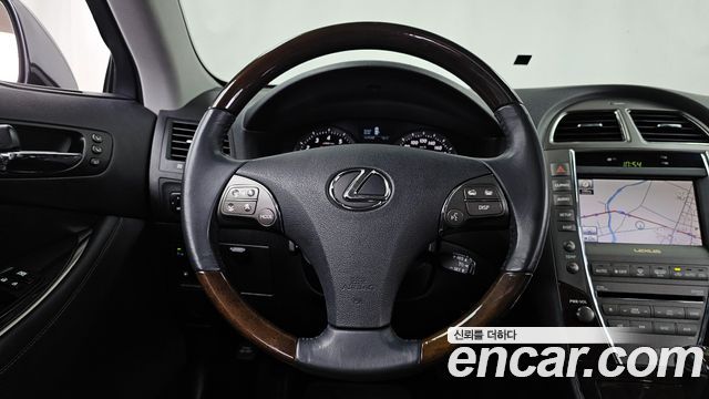 Lexus ES 2011 — photo 13
