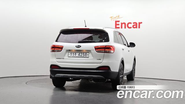 Kia Sorento 2015 — photo 4