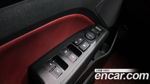 Hyundai AVANTE 2017 — photo 14